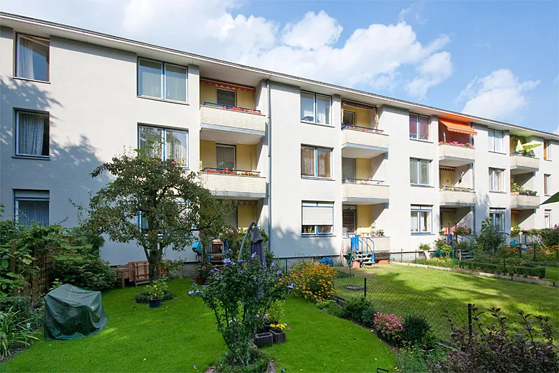 Mariendorf: Helle 56 m² mit Balkon & Tageslichtbad — photo 1